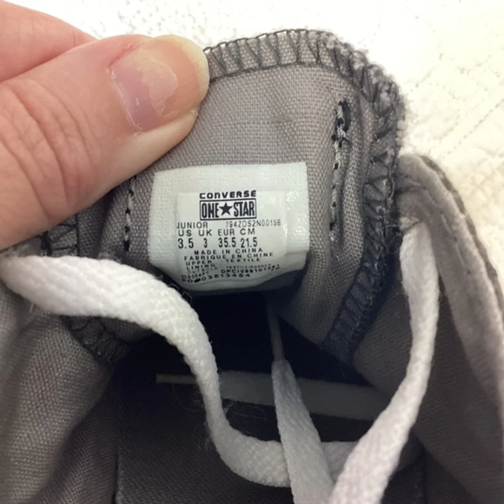 Converse One ⭐️ Star‎ Skulls Guitars Canvas Shoes Junior US 3.5 Grey Worn once